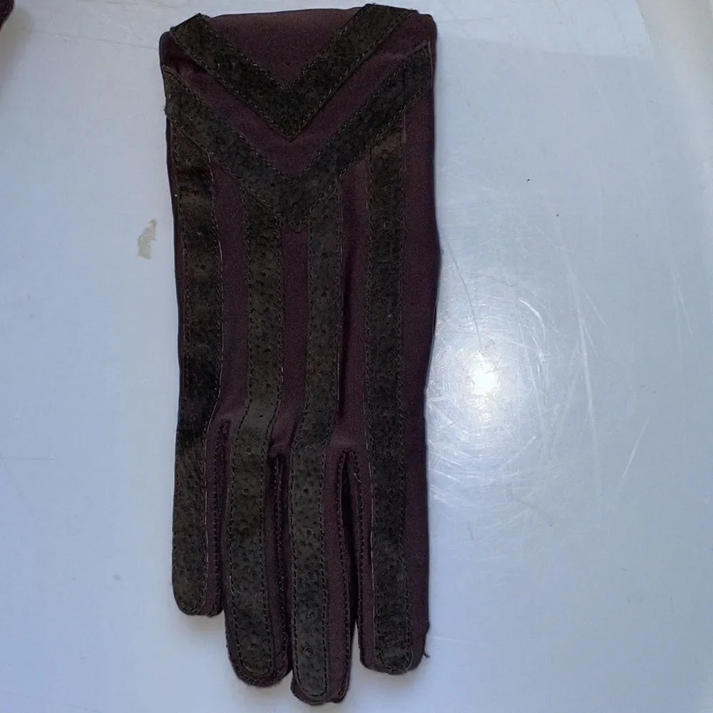 Isotoner brown‎ lined winter gloves - size medium